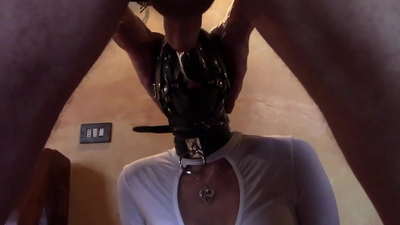 ヒール姿のローラ、モデル選択、ビデオ2021、複数のリングを使ったディープスロート