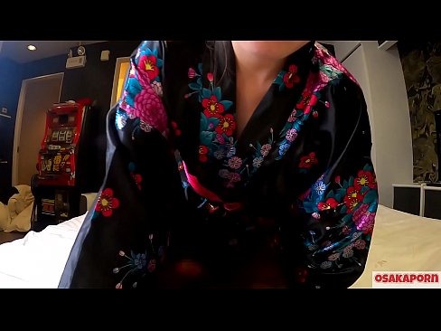 ❤️ コスプレ少女は馬乗り潮吹きとフェラでオーガズムに達するセックスが大好きです。和服姿の毛深いマンコと美乳のアジア人少女が、ファックトイでオナニーする素人動画。さくら 3 OSAKAPORN. ️ ロシアポルノ ❌️❤